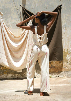 Zunguka wrap pants Hadithi
